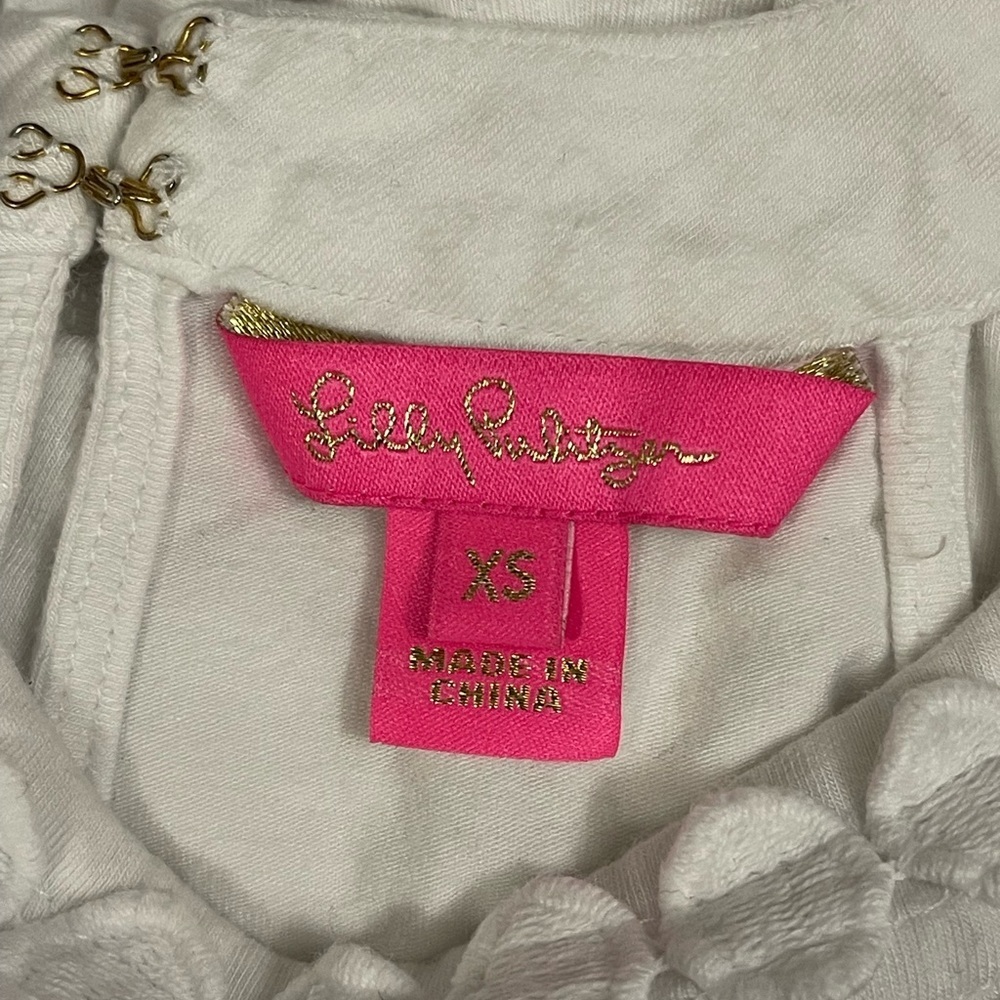 LILLY PULITZER Dawn Resort White
Embroidered Neck Cutaway Tank Size XS - Picture 4 of 6
